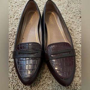 Vionic womens flats
